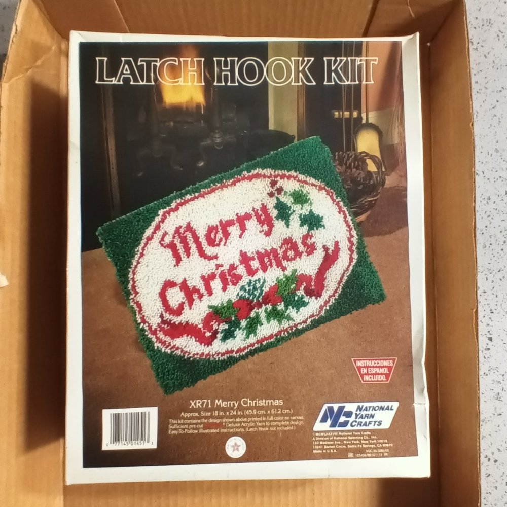 1988 National Yarn Crafts Latch Hook Rug Kit Merry Christmas 18 x 24-NEW